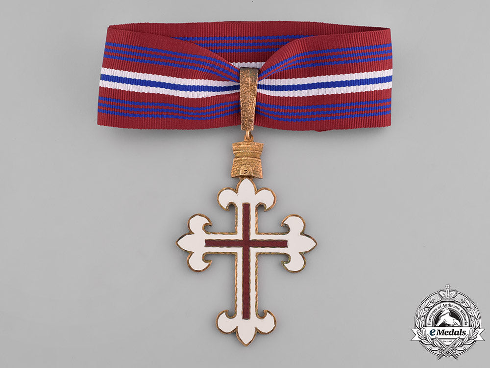 portugal,_republic._an_order_of_military_merit,_i_class_set,_by_casa_bastão,_c.1980_m181_8137