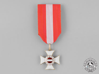 austria,_imperial._a_military_order_of_maria_theresia_in_gold,_knight,_c.1930_m181_8178_1_1_1_1_1