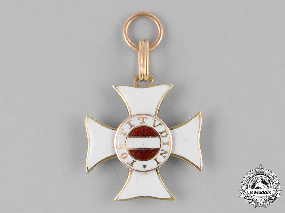 austria,_imperial._a_military_order_of_maria_theresia_in_gold,_knight,_c.1930_m181_8179_1_1_1_1_1