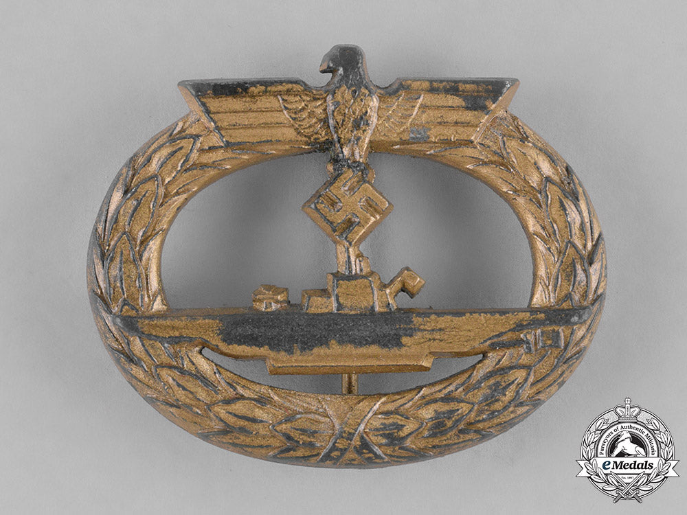 germany,_kriegsmarine._a_submarine_war_badge,_with_envelope_of_issue_m181_8192