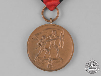 germany,_third_reich._a_sudetenland_medal_with_clasp_and_case_m181_8317