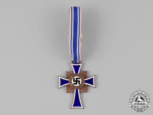 germany,_third_reich._an_honour_cross_of_the_german_mother,_bronze_grade_m181_8325