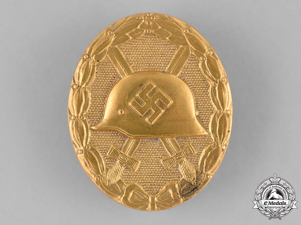 germany,_wehrmacht._a_gold_grade_wound_badge,_with_case_m181_8337