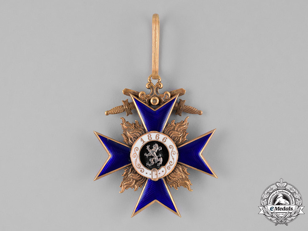 bavaria,_kingdom._an_order_of_military_merit,_ii_class_with_swords,_by_weiss&_cie,_c.1914_m181_8356