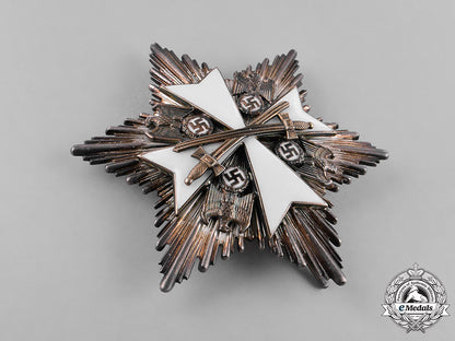 germany,_third_reich._an_order_of_the_german_eagle,_breast_star_with_swords,_by_godet&_co.,1943_m181_8366