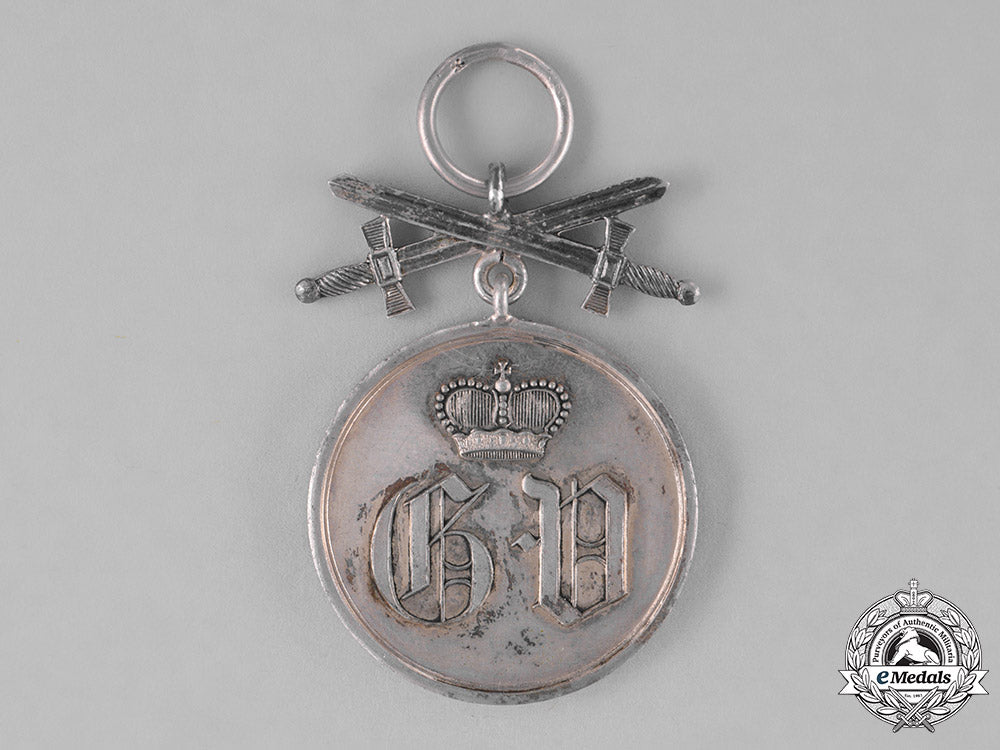 waldeck,_principality._a_silver_medal_of_merit_with_swords,_c.1914_m181_8404