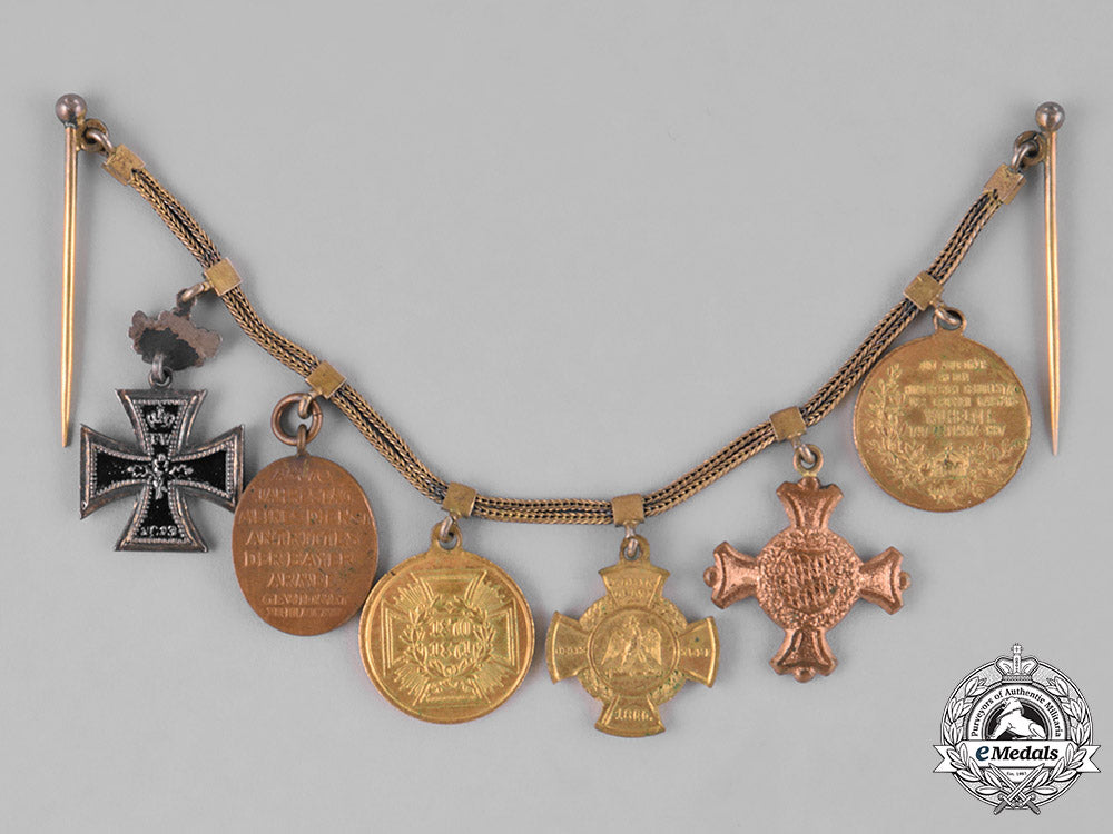 bavaria,_kingdom._a_miniature_medal_award&_decoration_chain,_c.1910_m181_8416
