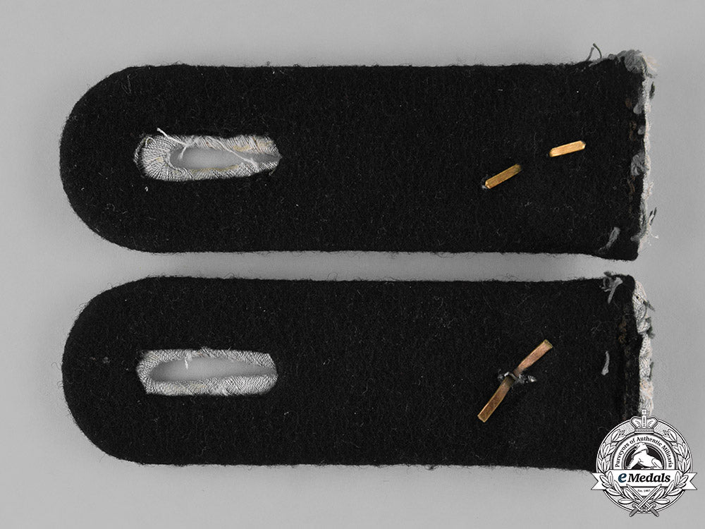 germany,_heer._a_pair_of_second_war_pioneer/_engineer_oberleutnant_shoulder_boards_m181_8418_1