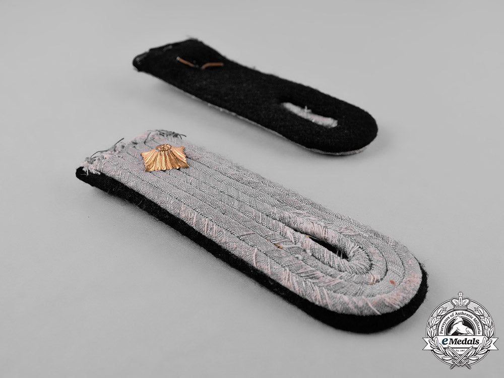 germany,_heer._a_pair_of_second_war_pioneer/_engineer_oberleutnant_shoulder_boards_m181_8419_1