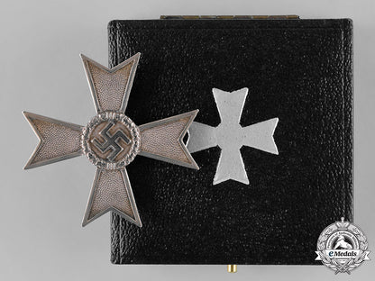 germany,_third_reich._a_war_merit_cross,_i_class_without_swords,_by_karl_gschiermeister_m181_8421
