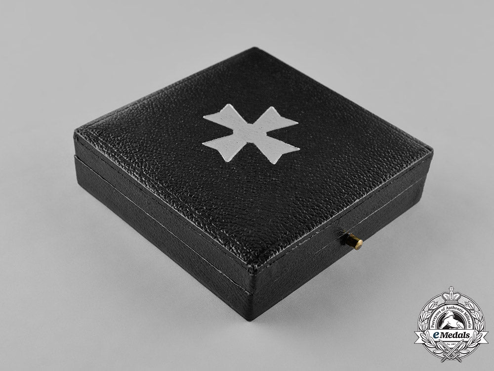 germany,_third_reich._a_war_merit_cross,_i_class_without_swords,_by_karl_gschiermeister_m181_8430