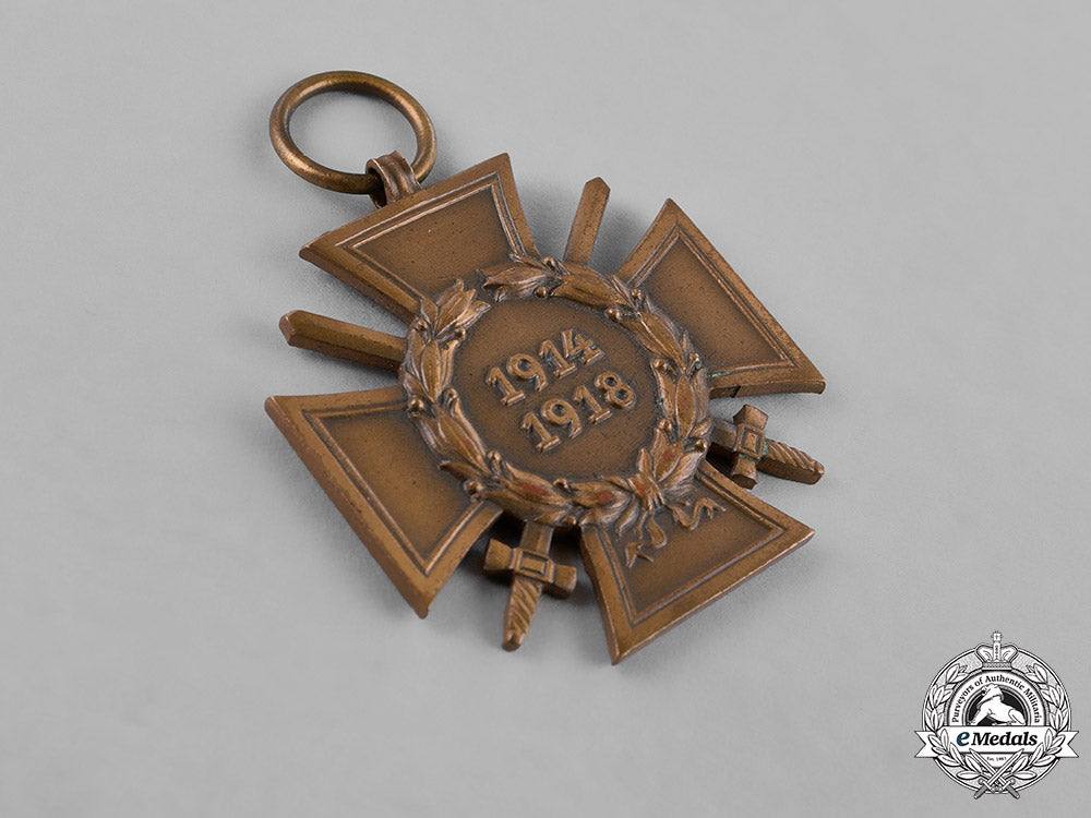 germany._a_pair_of_german_medals_m181_8524