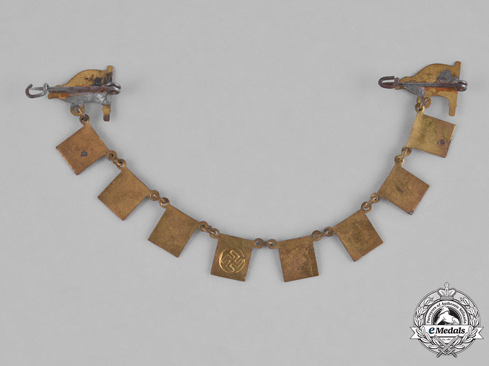 germany._a_lot_of_three_third_reich_insignia(_radwj,_daf,_nsdap)_m181_8609