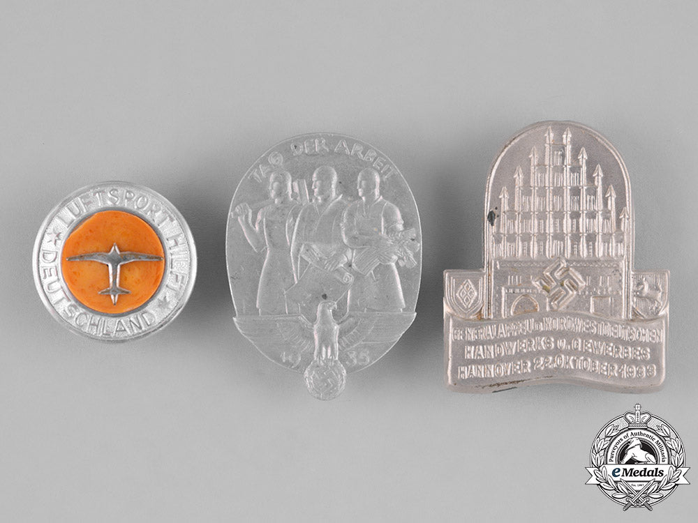 germany._a_lot_of_three_third_reich_tinnies(_labour,_aerial_sports)_m181_8611