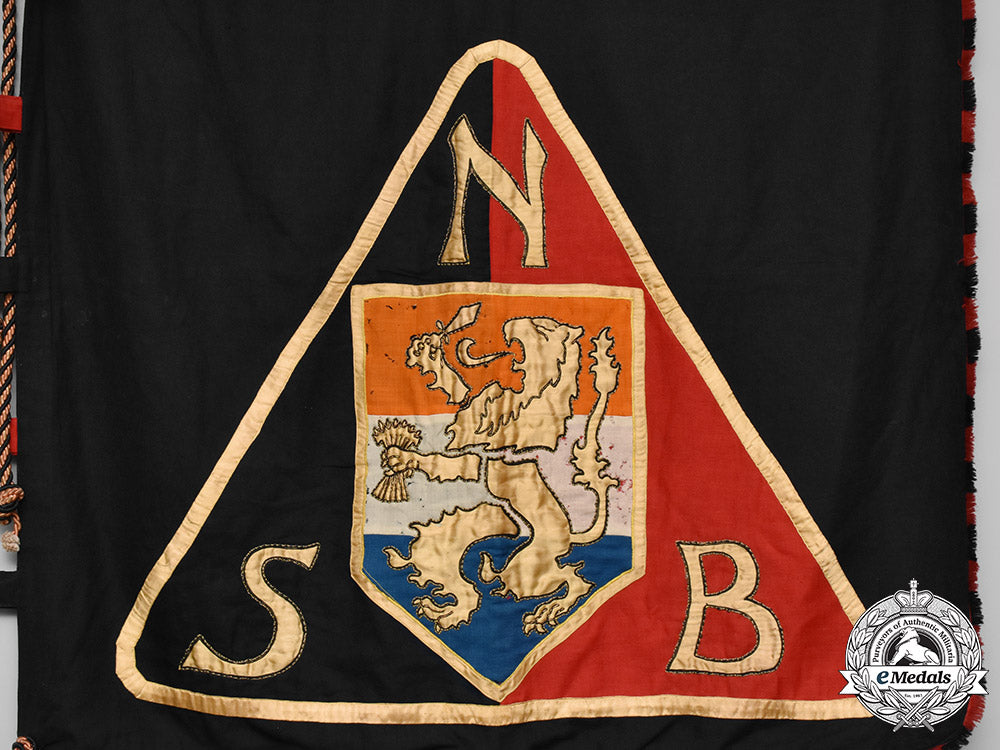 netherlands,_nsb._a_nsb(_national_socialist_movement_in_the_netherlands)_south_limburg_district_flag_m181_8642
