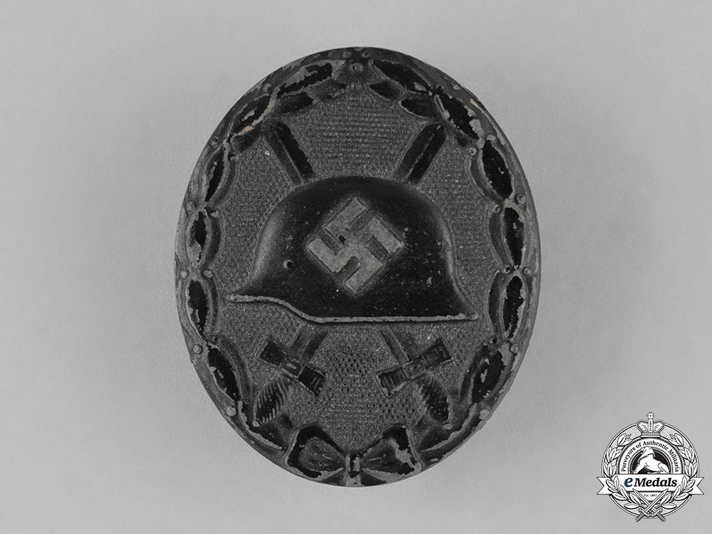 germany,_wehrmacht._a_cased_black_grade_wound_badge_m181_8735