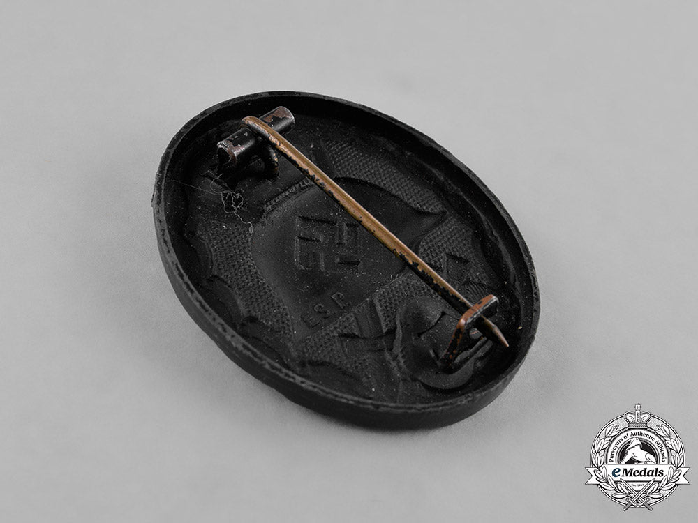 germany,_wehrmacht._a_cased_black_grade_wound_badge_m181_8737