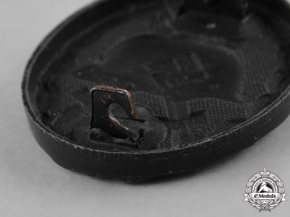 germany,_wehrmacht._a_cased_black_grade_wound_badge_m181_8738