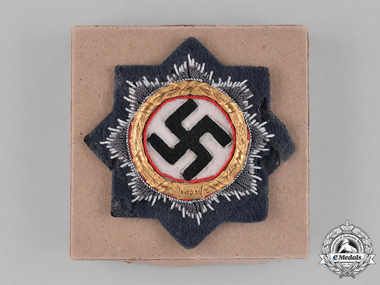 germany,_luftwaffe._a_german_cross_in_gold,_cloth_version_for_luftwaffe_m181_8755_1