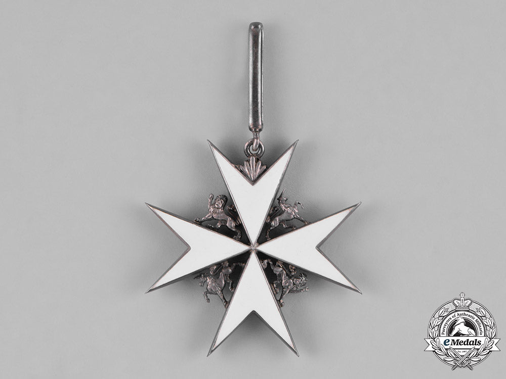 united_kingdom._an_order_of_st._john,_knights_of_grace_and_commander's_neck_badge_m181_8887