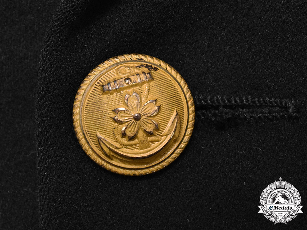 japan,_imperial_navy._a_captain_dress_coat,_c.1940_m181_8927_1