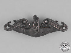 United States. A Submarine Warfare Enlisted Man's Qualification Badge