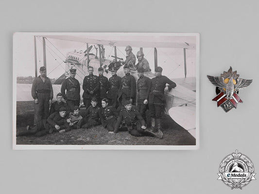 latvia,_first_republic._a_latvijas_vanagi(_latvian_hawks)_member’s_badge,_with_documents,_by_o._pērkons&_a._kucejevs_m181_9099