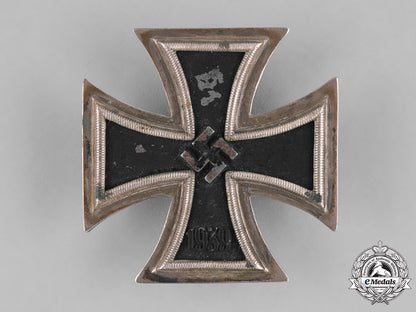 germany,_third_reich._a_first_class_iron_cross1939_m181_9118