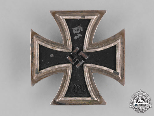 germany,_third_reich._a_first_class_iron_cross1939_m181_9118