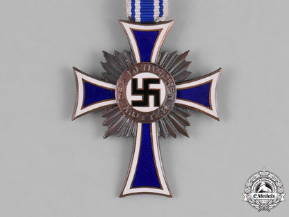 germany,_third_reich._an_honour_cross_of_the_german_mother,_bronze_grade_m181_9156