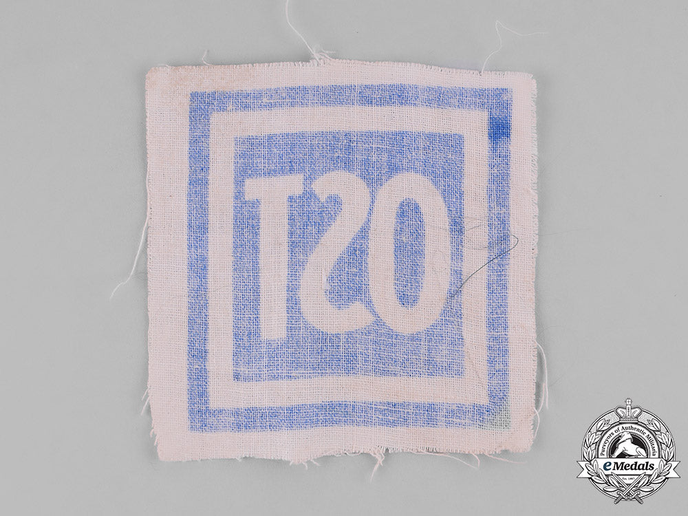 germany,_third_reich._an_eastern_workers_breast_patch_m181_9606_1_1