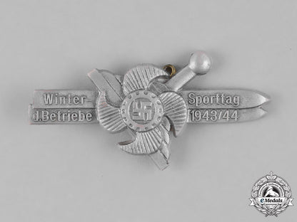 germany,_third_reich._a1943/44_german_labour_front(_daf)_winter_sports_day_of_factories_badge_m181_9635_1
