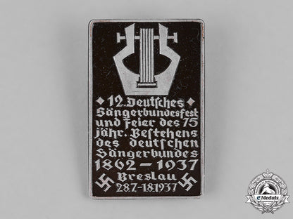 germany,_third_reich._a1937_german_song_festival_badge,_by_paulmann&_crone_m181_9646