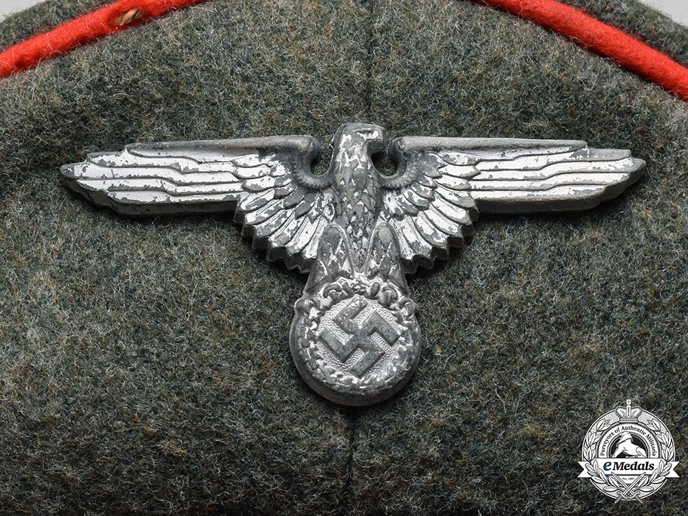 waffen-_ss._an_artillery_em/_nco’s_visor_cap,_by_deutsche_wertarbeit,_sonderklasse_m181_9944