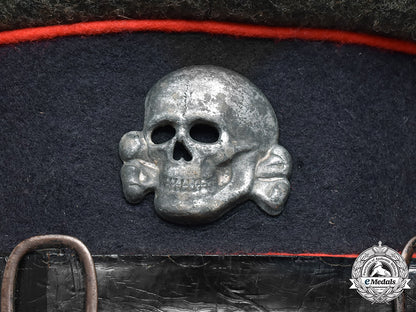waffen-_ss._an_artillery_em/_nco’s_visor_cap,_by_deutsche_wertarbeit,_sonderklasse_m181_9945