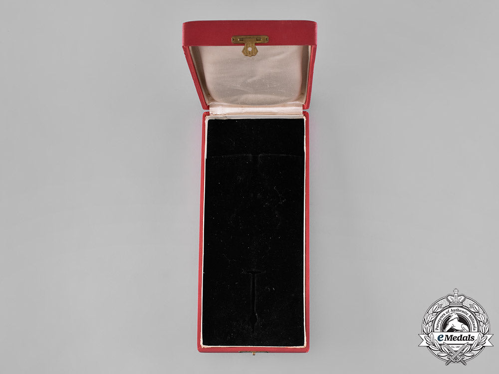 bulgaria(_kingdom)._national_order_for_civil_merit,_ii_class_grand_officer_case,_type_ii_with_imperial_crown(1908-1944)_m182_0003