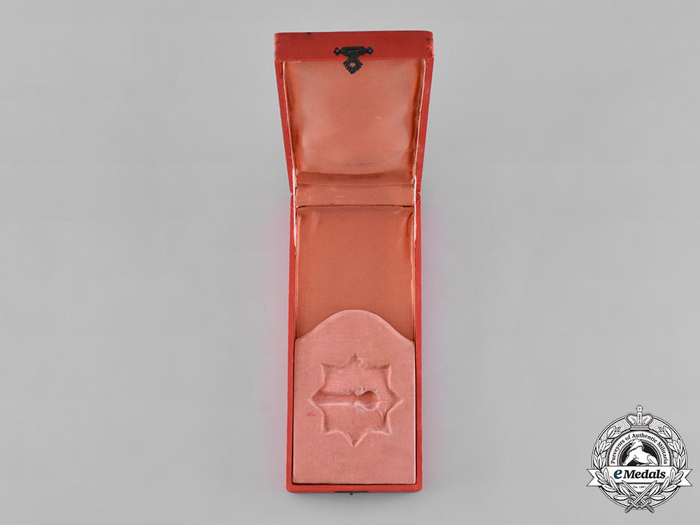 afghanistan,_kingdom._an_order_of_the_star,_i_class_grand_cross_case,_c.1935_m182_0007_2