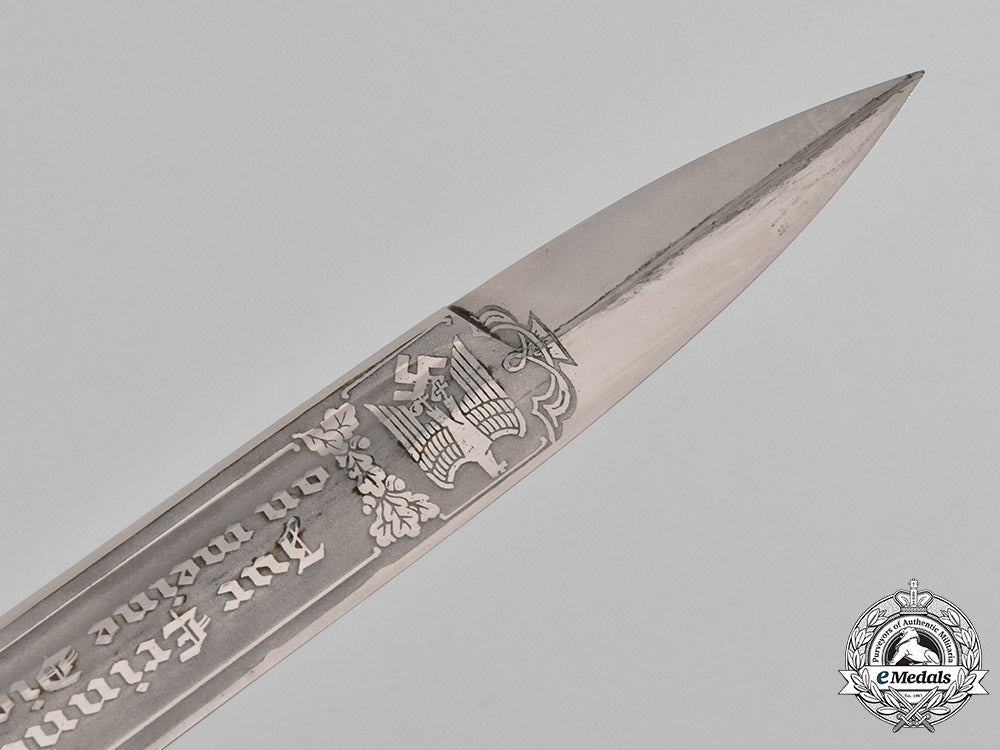germany,_heer._a_heer(_army)_etched_dress_bayonet_by_f.w._höller_m182_0031_1