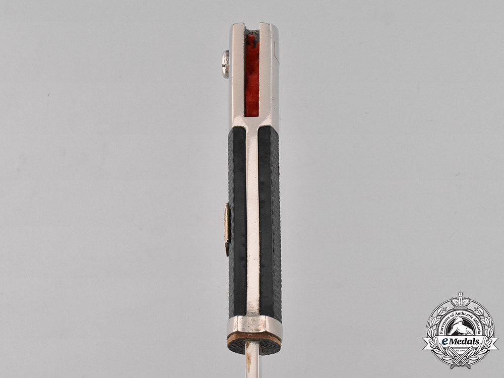 germany,_heer._a_heer(_army)_etched_dress_bayonet_by_f.w._höller_m182_0033_1