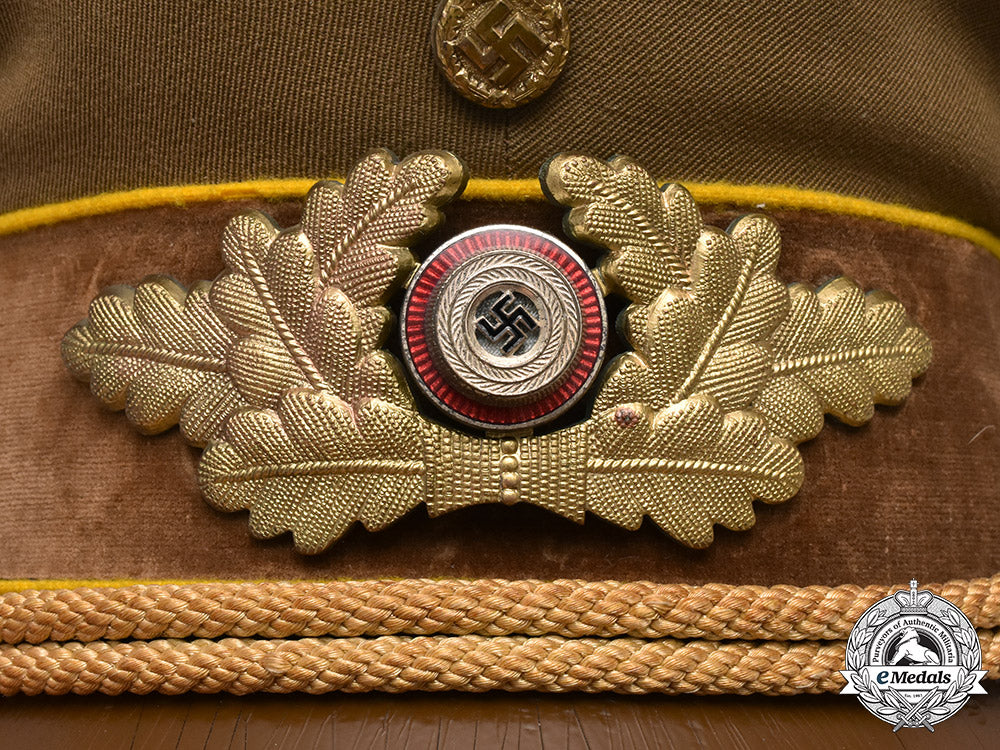 germany,_nsdap._a_reichsleitung_level_visor_cap,_published_example_m182_0061