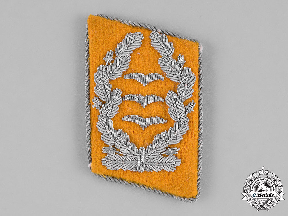 germany,_luftwaffe._a_luftwaffe_flight_personnel_oberst(_colonel)_collar_tab_m182_0306