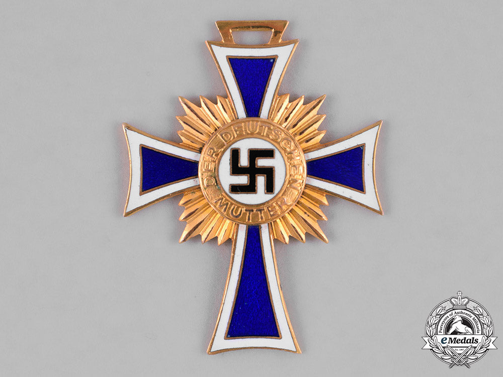 germany,_third_reich._an_honour_cross_of_the_german_mother,_gold_grade_m182_0309