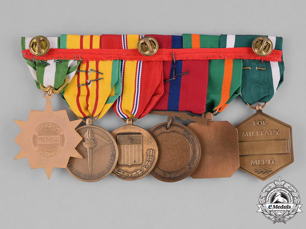 united_states._a_vietnam_war_marine_corps_group_m182_0329