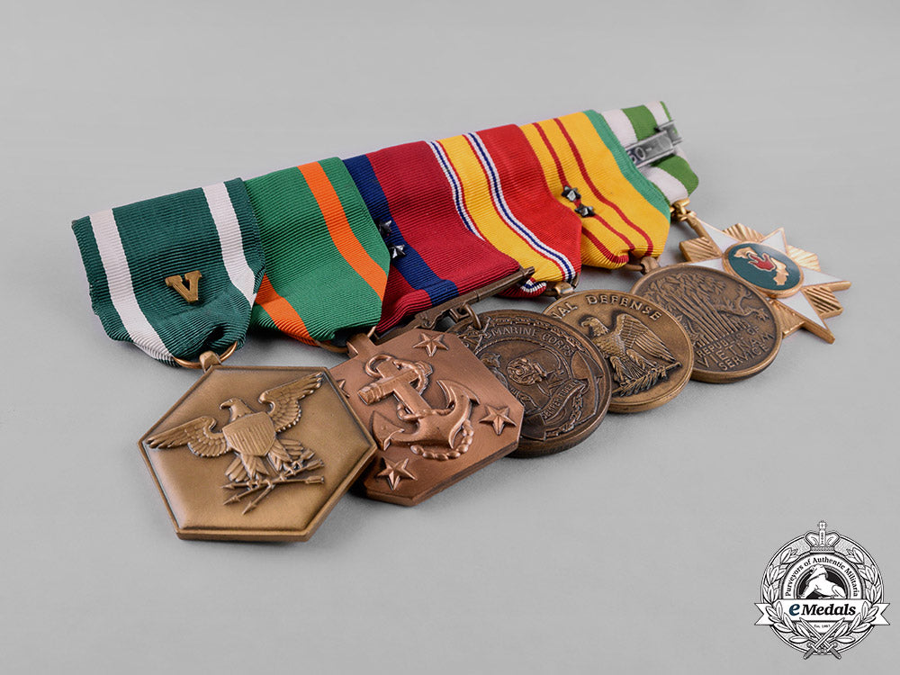 united_states._a_vietnam_war_marine_corps_group_m182_0330