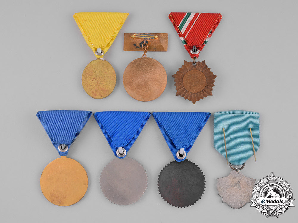 czechoslovakia,_socialist_republic._hungary,_people's_republic._a_lot_of_seven_red_cross_medals_m182_0390