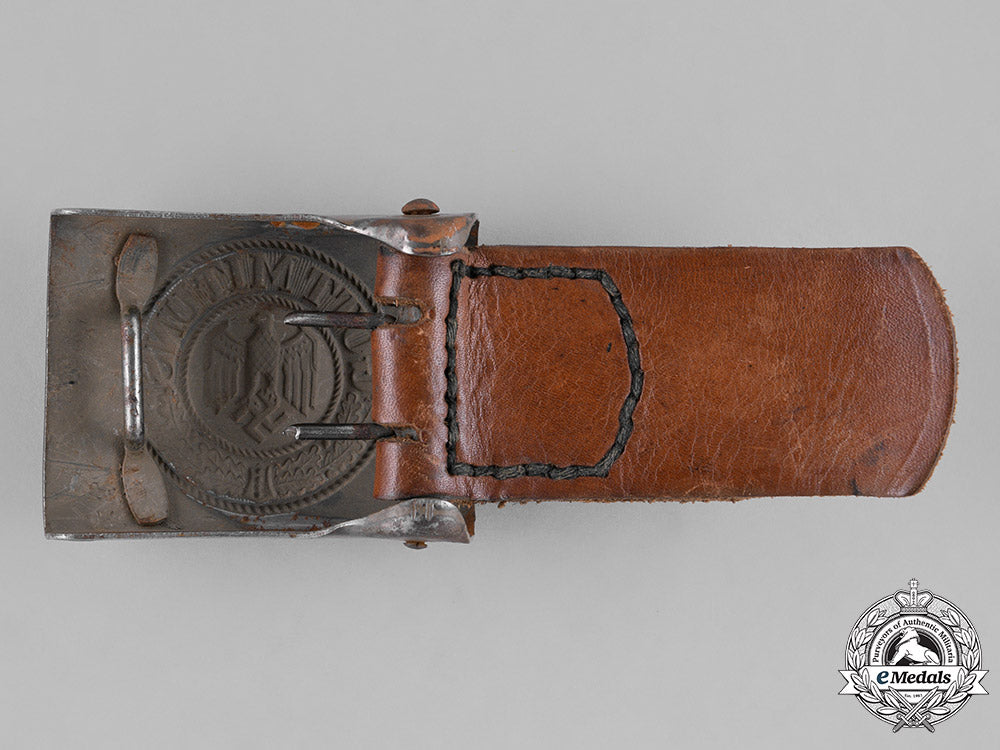 germany,_heer._an_army_em/_nco_belt_buckle_by_brüder_schneider,_c.1940_m182_0407