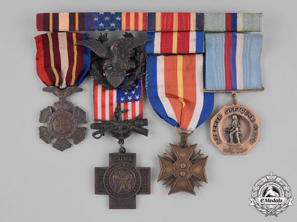 united_states._a_spanish_american_war_group_john_h.,6_th_cavalry,_hospital_corps_m182_0464