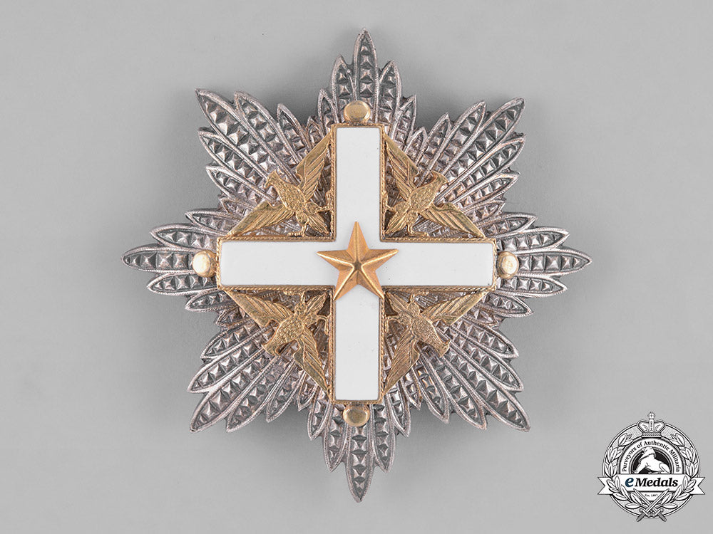 italy,_republic._an_order_of_merit,_i_class_grand_cross,_by_e.gardino,_c.1955_m182_0526_1