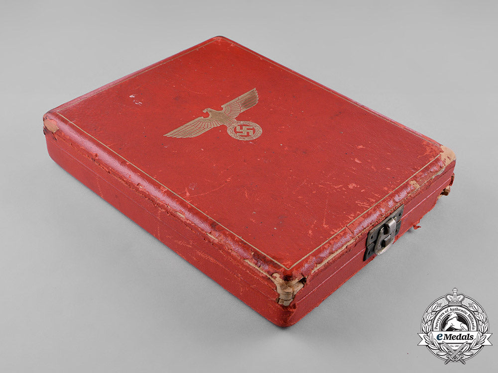 germany,_third_reich._an_order_of_the_german_eagle,_ii_class_cross,_by_gebrüder_godet&_co._m182_0546