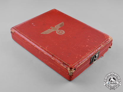 germany,_third_reich._an_order_of_the_german_eagle,_ii_class_cross,_by_gebrüder_godet&_co._m182_0546